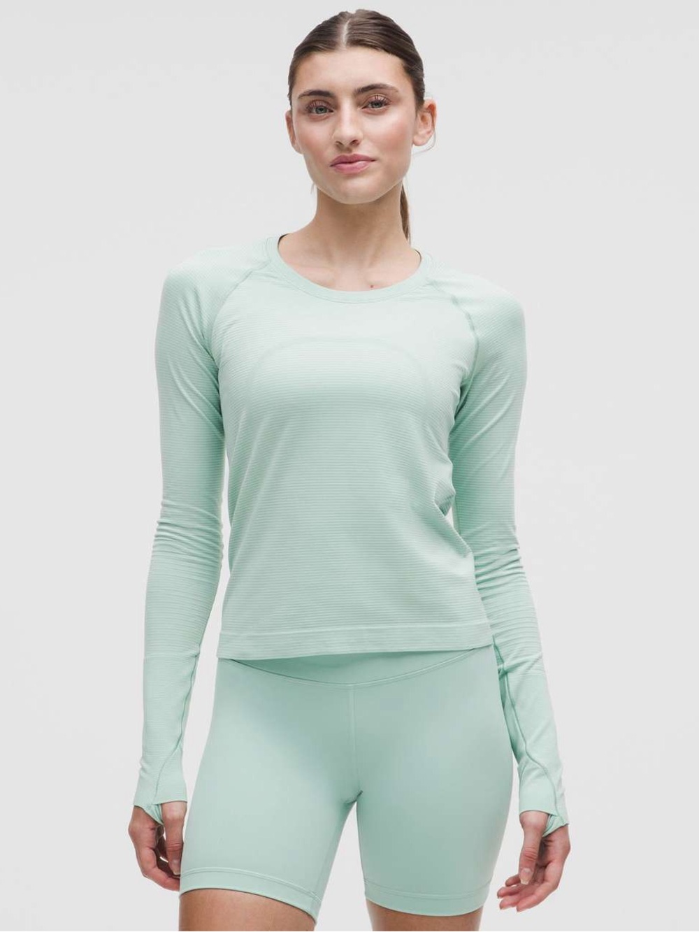 150. Lululemon Swiftly Tech Long Sleeve 2.0 Race Length 12
